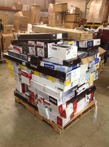 lot 49 image: Pallet whit Assorted mix brands faucets for parts