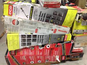lot 44 image: Pallet whit assorted outdoor tools original costumers returns