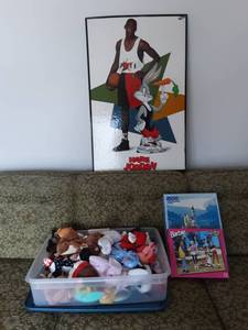lot 25 image: Box Of Beanie Babies, Michael Jordan Poster, Puzzles (1-Ravensburger)