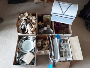 lot 30 image: 6-Boxes Of Misc. House Hold