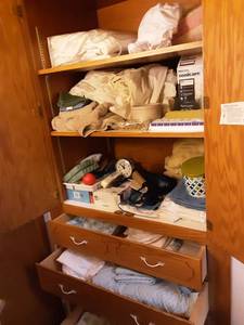 lot 50 image: Contents Of Bathroom Linen Closet