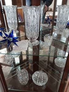 lot 54 image: Glass Maravian Star, Crystal Glassware (5 Pieces)