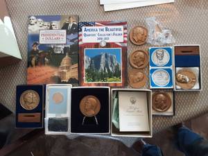 lot 76 image: Presidential Commemorative Coins & Medals