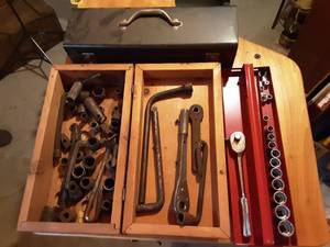 lot 86 image: 2-Socket Sets With Wrenches (1-Vintage)
