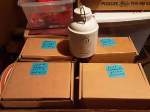 lot 132 image: 8-Red Wing Collector Commemoratives
