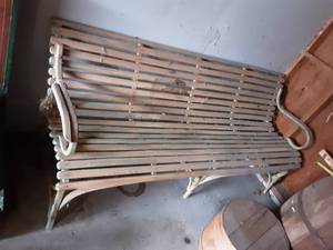 lot 155 image: Bench Vintage Slat 6