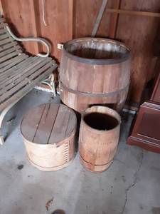lot 156 image: 3-Vintage BarrelKegs