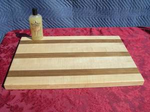 lot 32 image: Large Butcher BlockCutting Board