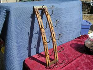 lot 38 image: Hanging Wine Bottle Rack