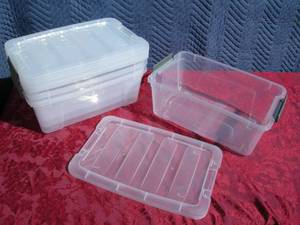 lot 52 image: 4 Storage Containers