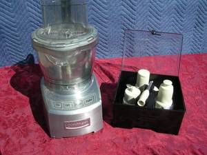 lot 57 image: Cuisanart Elite Collection 14 Cup Food Processor