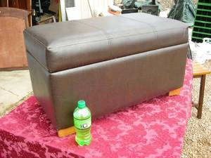 lot 6 image: Padded Storage FootstoolBench