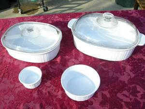 lot 62 image: Corning Bowls