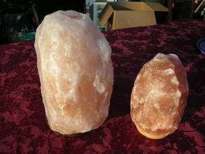 lot 69 image: Himalayan Salt Rocks