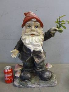lot 4 image: Rock Garden Decoration
