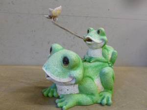 lot 5 image: Rock Garden Decoration