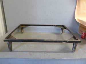 lot 12 image: Appliance Stand
