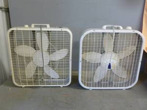 lot 24 image: Box Fans