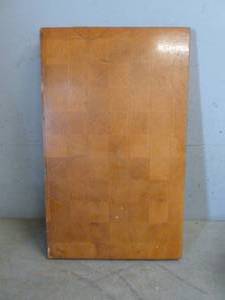 lot 27 image: Cutting Board
