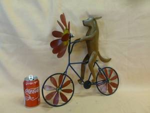 lot 50 image: Metal Yard Decoration