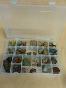 lot 72 image: Collector Rocks