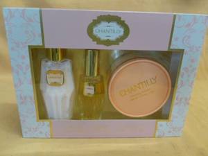 lot 116 image: New Perfume Set