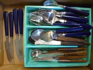 lot 171 image: Flatware