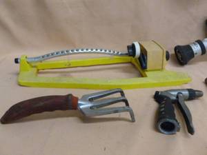 lot 176 image: Lawn And Garden Items