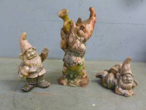 lot 11 image: Rock Garden Decorations