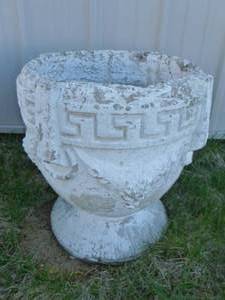 lot 203 image: Large Cement Planter