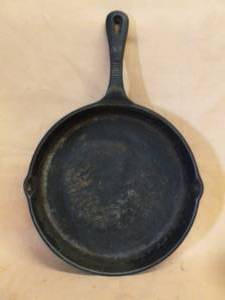 lot 296 image: Cast Iron Pan
