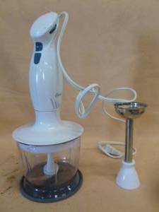 lot 319 image: Hand Blender
