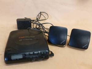 lot 324 image: Sony Car Discman