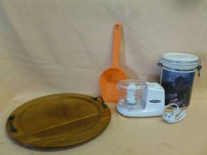 lot 326 image: Kitchen