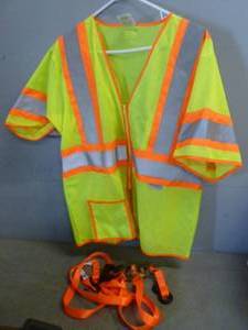 lot 341 image: Safety Vest