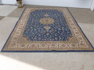 lot 368 image: Area Rug