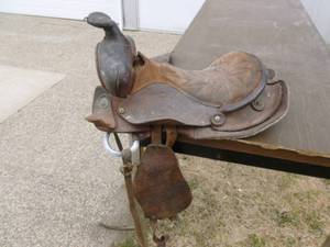 lot 376 image: Horse Saddle