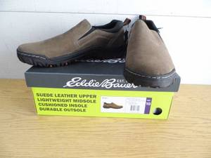 lot 7 image: Eddie Bauer Slip Ons
