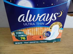 lot 10 image: Always Ultra Thin