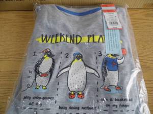 lot 22 image: Case of 12 Penguin Pajamas