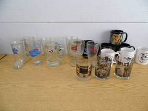 lot 89 image: Bar Glassware - Mugs - w Tote