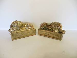 lot 9 image: Pair of VINTAGE Brass Lions