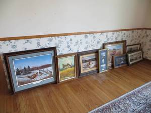 lot 31 image: 8 Pieces of Wall Art