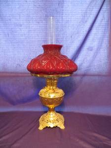 lot 37 image: Oil Lamp 12
