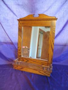 lot 56 image: Wooden Shelf with Mirror