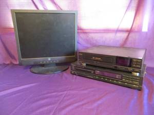 lot 63 image: 3 Miscellaneous Electronics