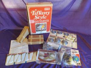 lot 71 image: VINTAGE Tiffany Style Lampshade Craft Kit