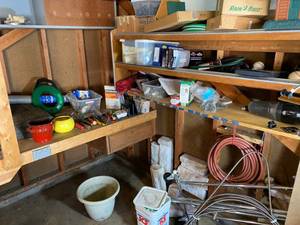 lot 148 image: Large lot of Misc Garage Items and Gardening
