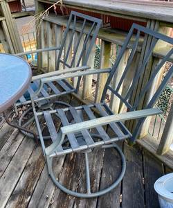 lot 178 image: Patio Table and 2 Chairs