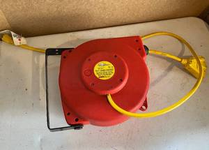 lot 128 image: 40 Foot Extension Cord Reel
